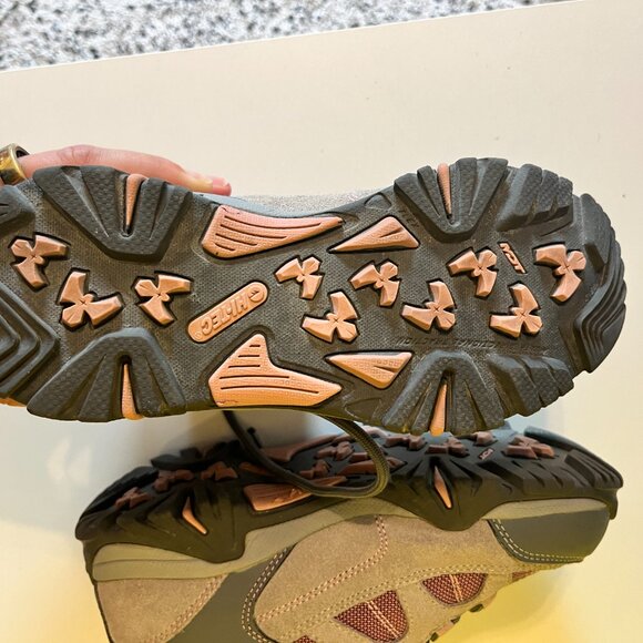 Hi-Tec Altitude Lite I WP Jr. Hiking Boots - Kids - 3 - Picture 4 of 7